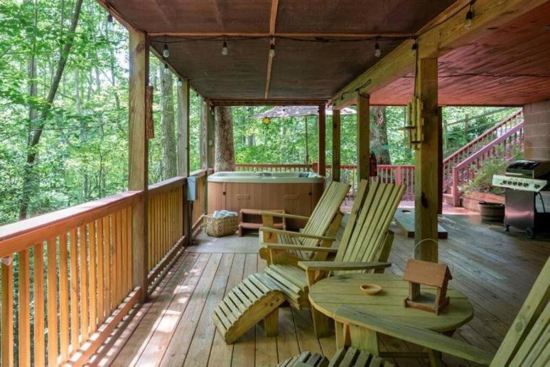 Mountain Spirit Cabin - Fireplace And Hot Tub Villa Blue Ridge Rum bild