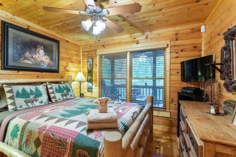 Mountain Spirit Cabin - Fireplace And Hot Tub Villa Blue Ridge Exteriör bild