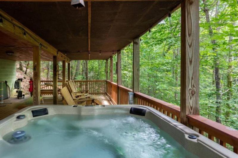 Mountain Spirit Cabin - Fireplace And Hot Tub Villa Blue Ridge Exteriör bild