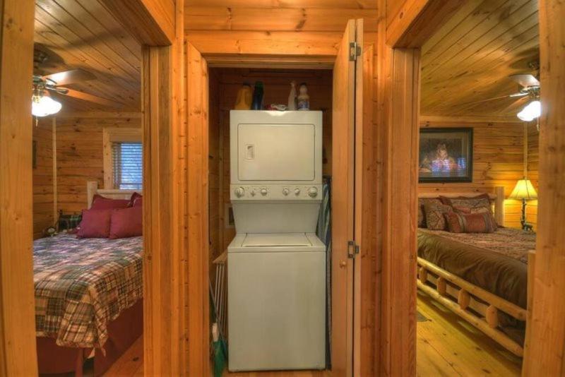 Mountain Spirit Cabin - Fireplace And Hot Tub Villa Blue Ridge Exteriör bild